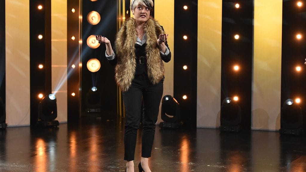 Putous sketsihahmo Pilvi Hämäläinen Tuija Eronen (6)