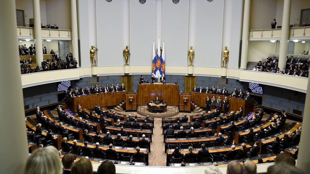 Eduskunta presidentin virkaanastujaispäivänä 1. helmikuuta.