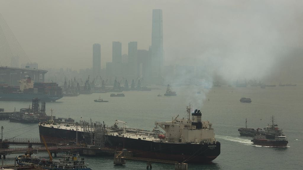 Laivaliikenteen päästöt vaikuttavat satamien ja laivareittien lähistöllä asuvien ihmisten terveyteen.