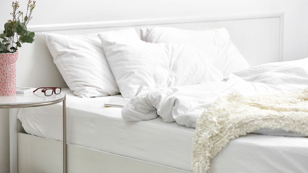 Hyvän hygienian ja mukavan nukkumaympäristön säilyttämiseksi petivaatteet kannattaa vaihtaa säännöllisesti.