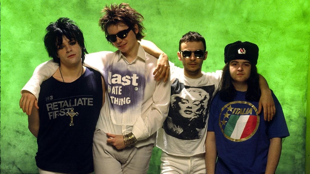 Manic Street Preachers vuonna 1992, vasemmalta oikealle: kitaristi Richey Edwards, basisti Nicky Wire, laulaja-kitaristi James Dean Bradfield ja rumpali Sean Moore.
