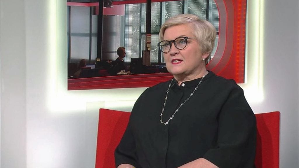 Anu Vehviläinen Uutisextran vieraana.