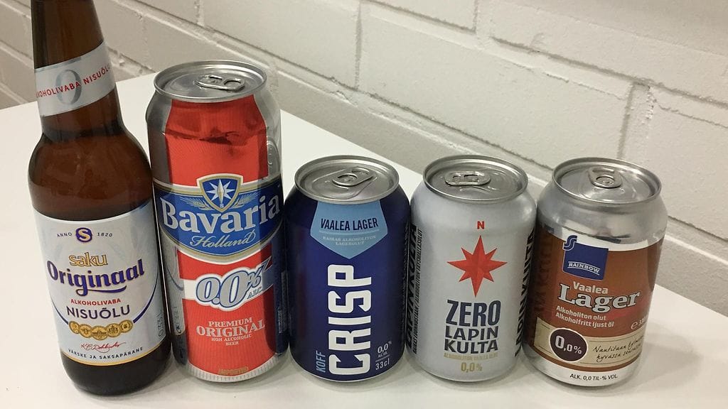 Testiin valittiin viisi vaaleaa ruokakaupoista löytyvää alkoholitonta olutta.