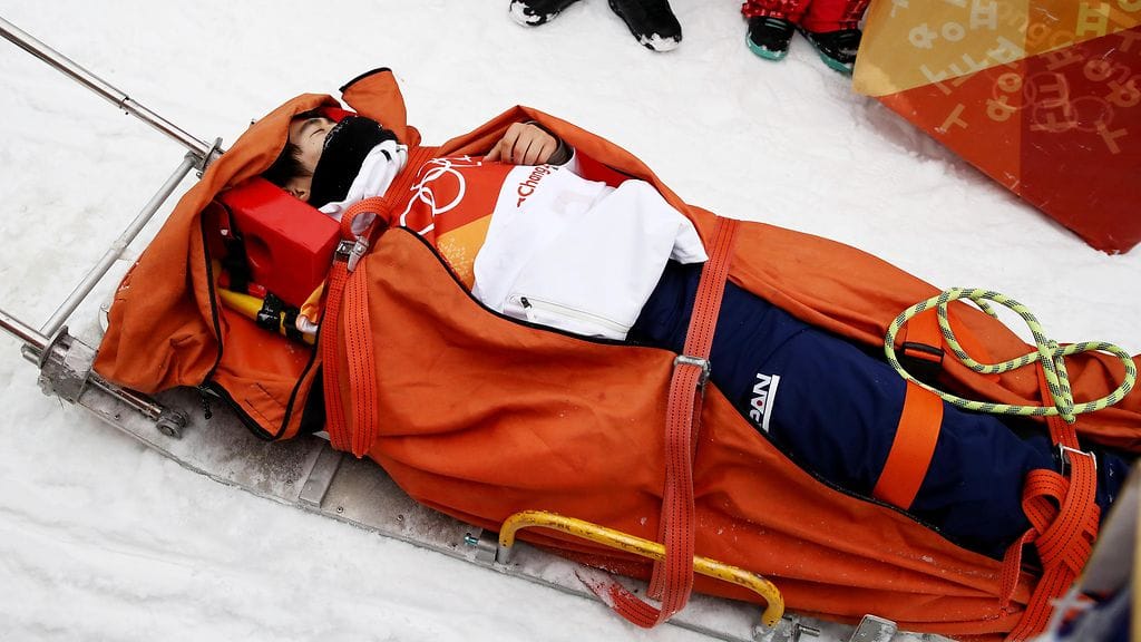 Yuto Totsuka vietiin jatkohoitoon.