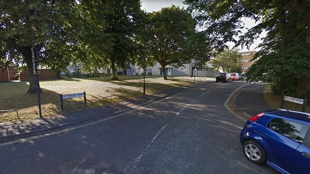 Viranomaiset saivat sunnuntaiaamuna hälytyksen Southamptonin Defender Roadilta.