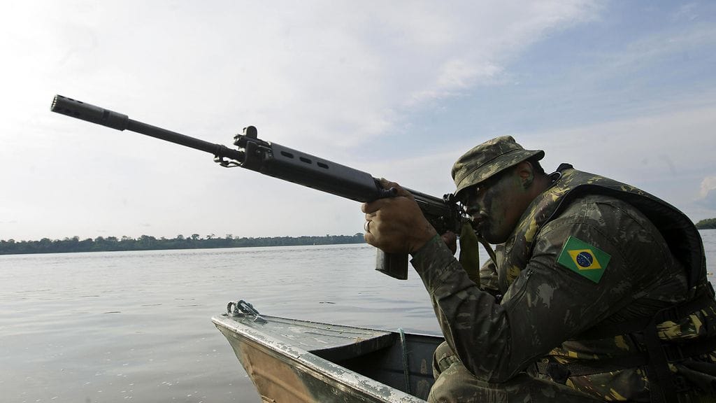 Kuvituskuvassa brasilialaissotilas.