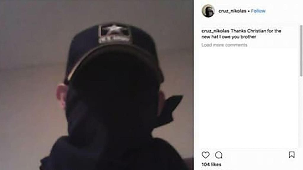 Floridan kouluammuskelusta epäilty 19-vuotias latasi itsestään uhkaavia kuvia muun muassa kuvapalvelu Instagramiin.