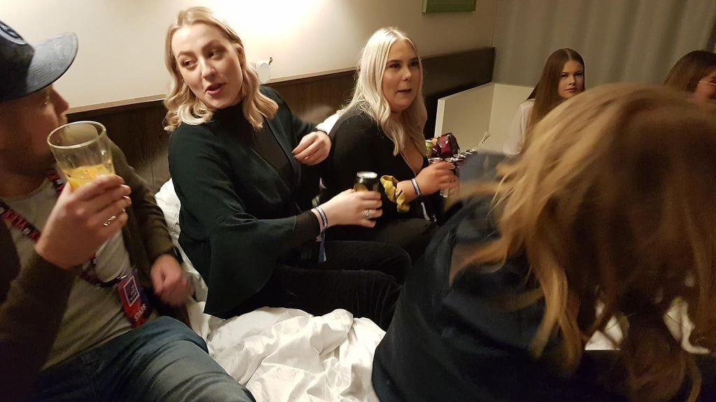 Lauttasaaren yhteiskoulun opiskelijoita 3