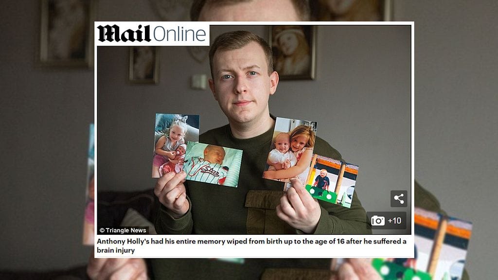 Englantilainen Antony menetti kaikki alle 16-vuotiaana saamansa muistot, kertoo Daily Mail.