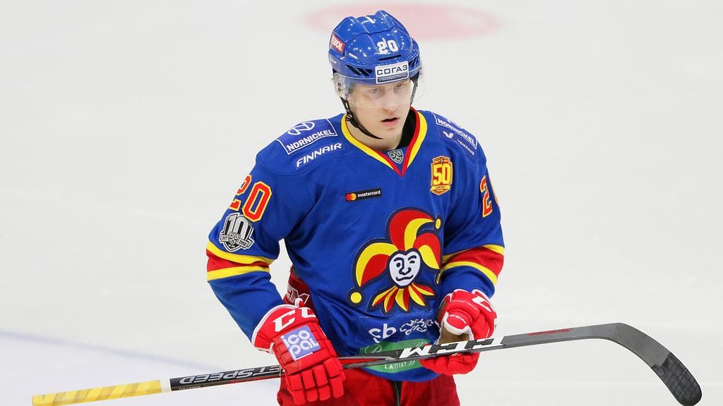 Eeli Tolvanen pelaa Jokereiden kakkosketjussa.