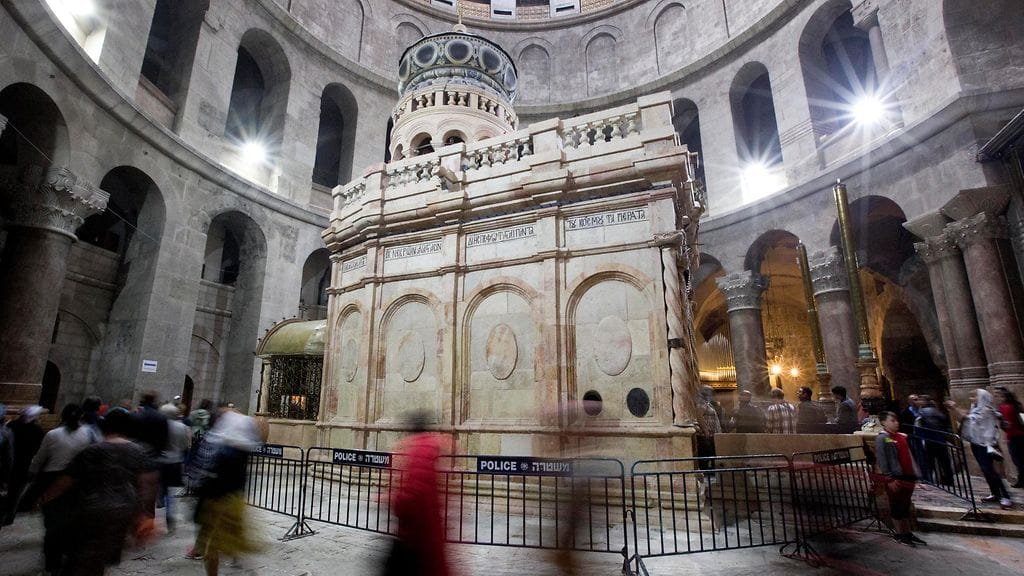 Jeesuksen hautana pidetty Pyhä hauta Jerusalemin vanhassa kaupungissa, kuvattuna 21. maaliskuuta 2017.