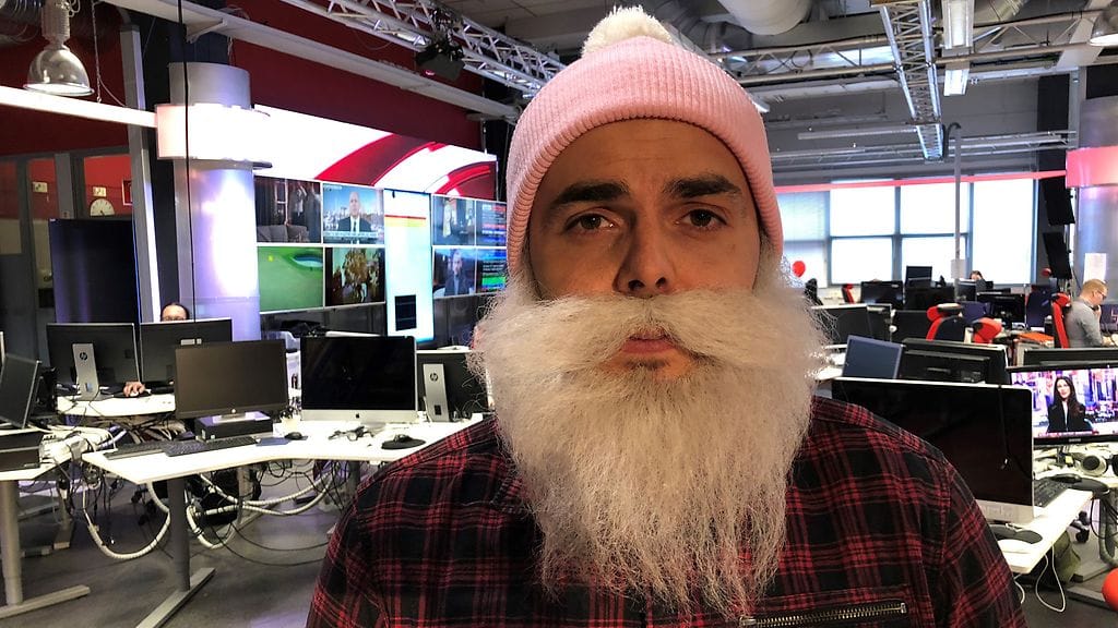 Ari Koponen tunnetaan hyväntekeväisyyttä harjoittavasta Brtoher Christmas -hahmostaan.