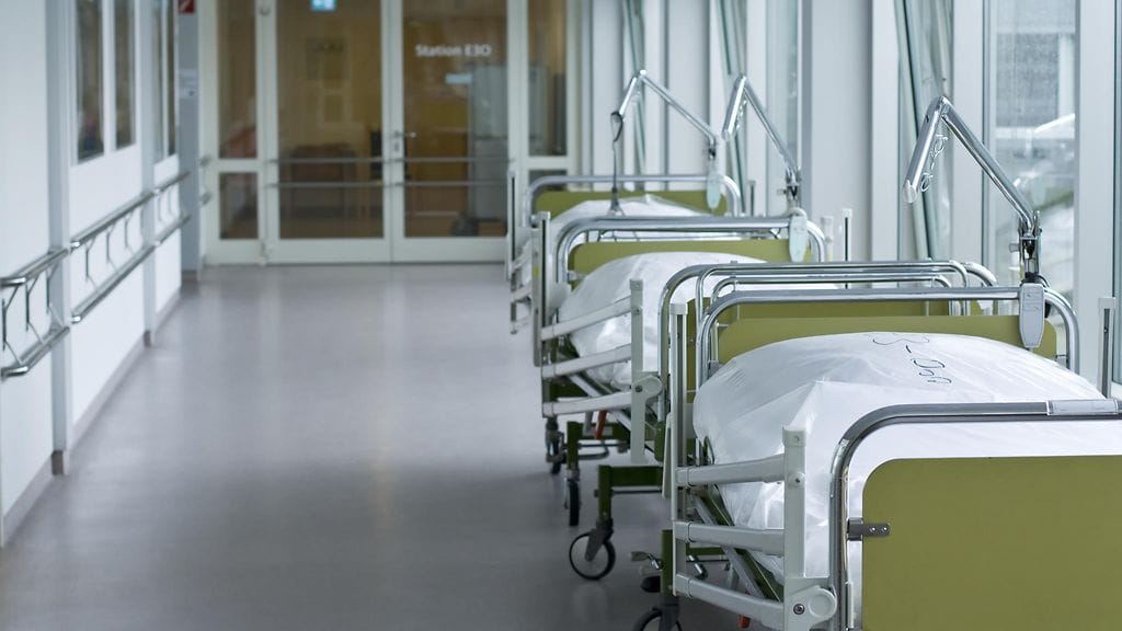 Sairaalaa arvostellaan Michaela Perrinin puutteellisesta hoidosta.