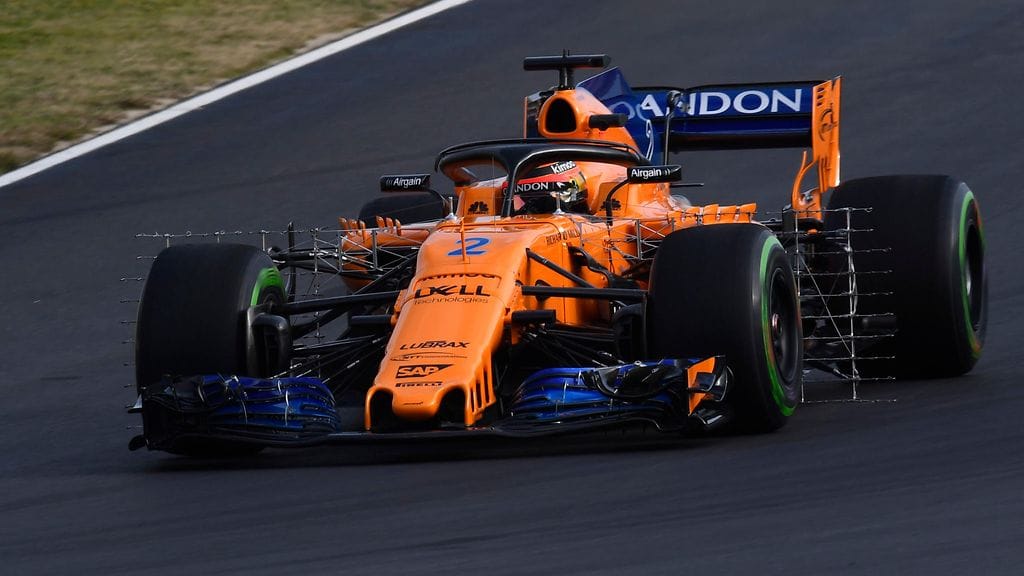 Stoffel Vandoorne uuden McLarenin ratissa Barcelonan testeissä.