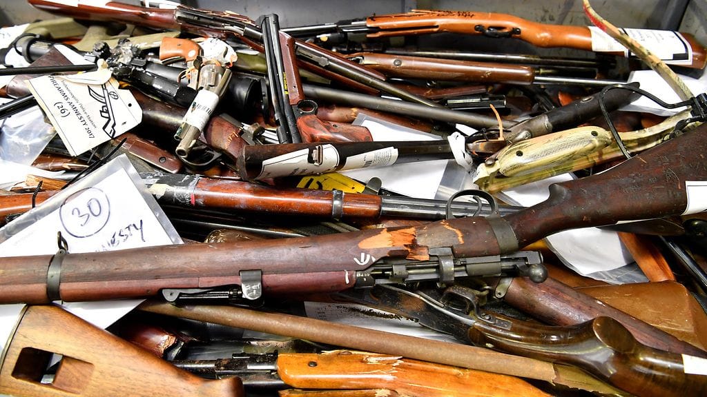 Armahduskampanjan aikana kerättiin kymmeniä tuhansia aseita. Kampanjan tarkoituksena oli estää aseiden päätymisen rikollisten käsiin.