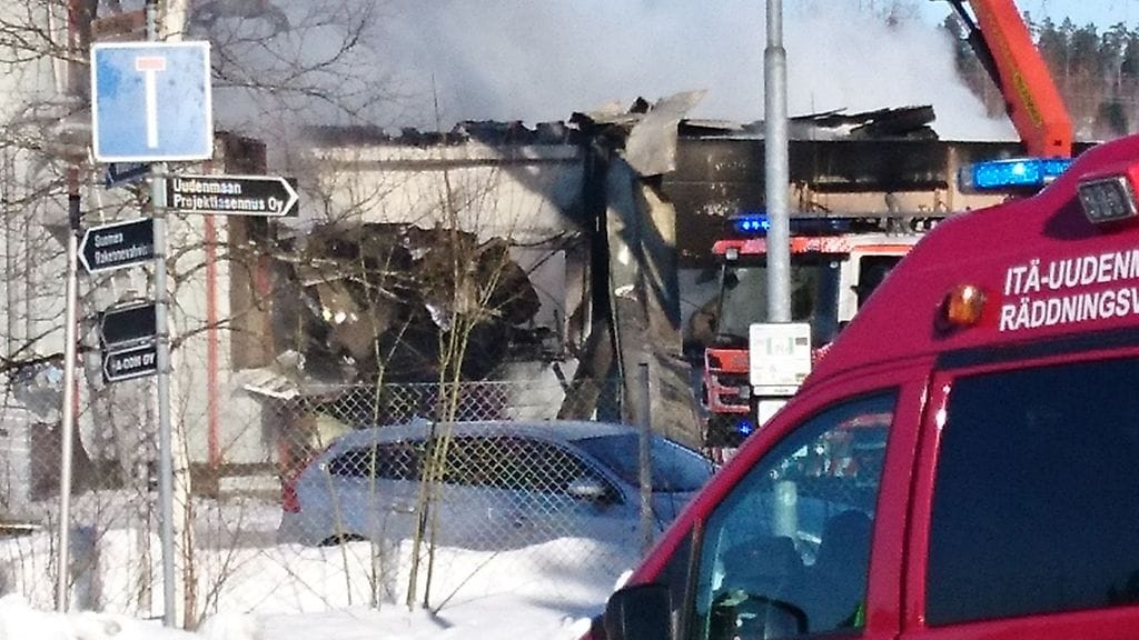 Kuva onnettomuuspaikalta Sipoon Nikkilästä 3. helmikuuta 2018.