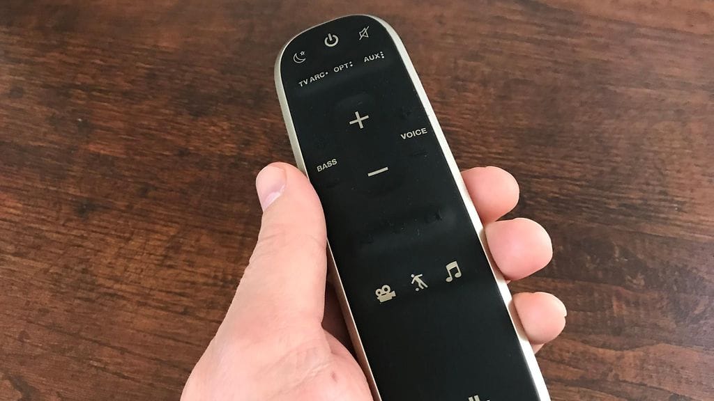 Polk Audio Magnifi Mini -kaukosäädin