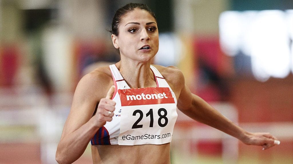 Nooralotta Neziri sijoittui 60 metrin aitojen välierissä 19:nneksi. Kuva helmikuulta.