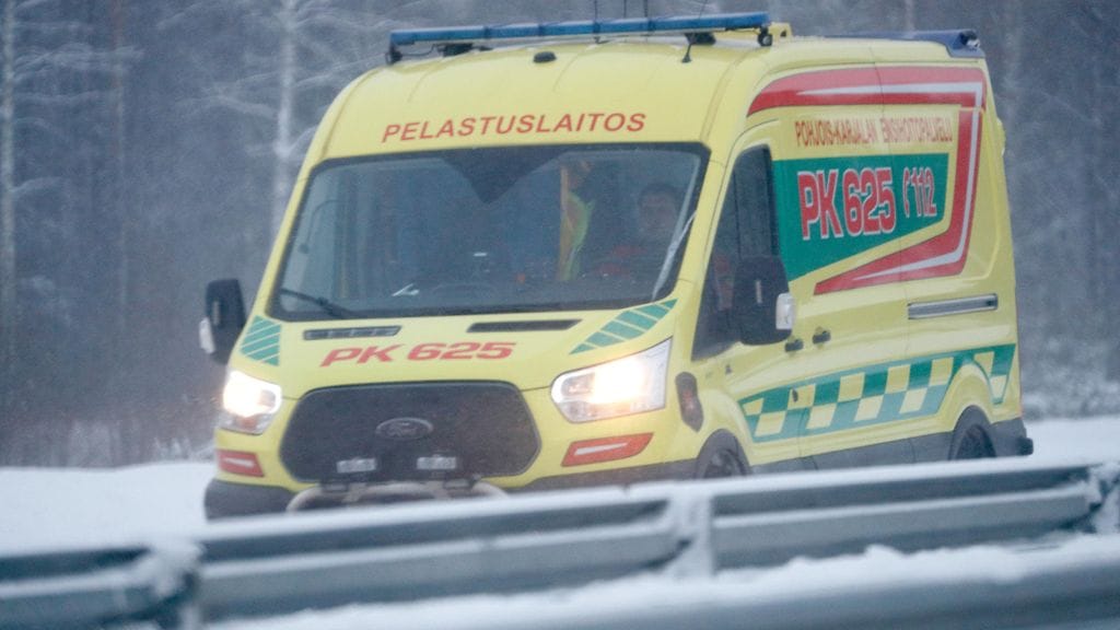 Joensuuntiellä Särkijärven kohdalla Kiteellä on tapahtunut kuolonkolari. Kuvituskuva.
