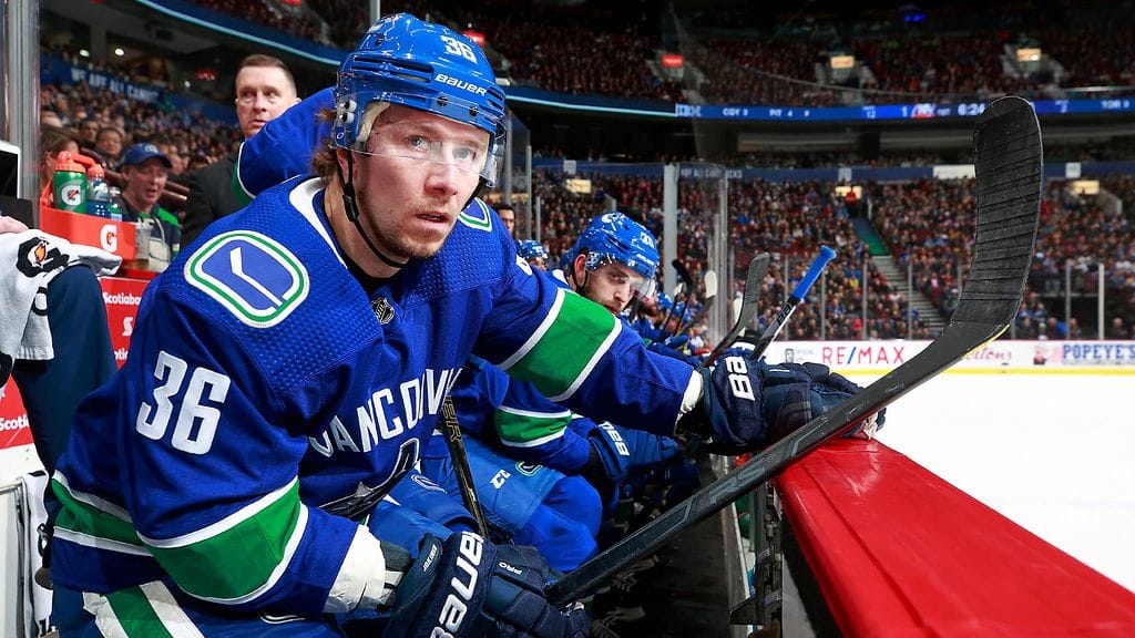 Jussi Jokinen pelasi ensimmäistä kertaa Canucksin paidassa.