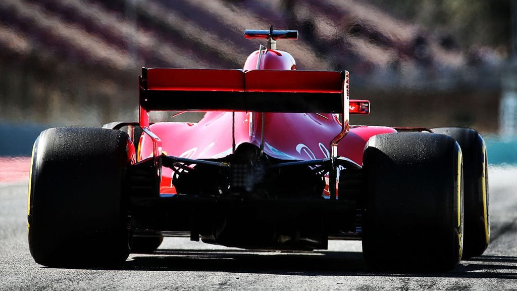 Pirellin uudet hyperpehmeät renkaat ovat italialaisyhtiön mukaan kolme kertaa pehmeämmät kuin aiempi nopein mahdollinen seos.