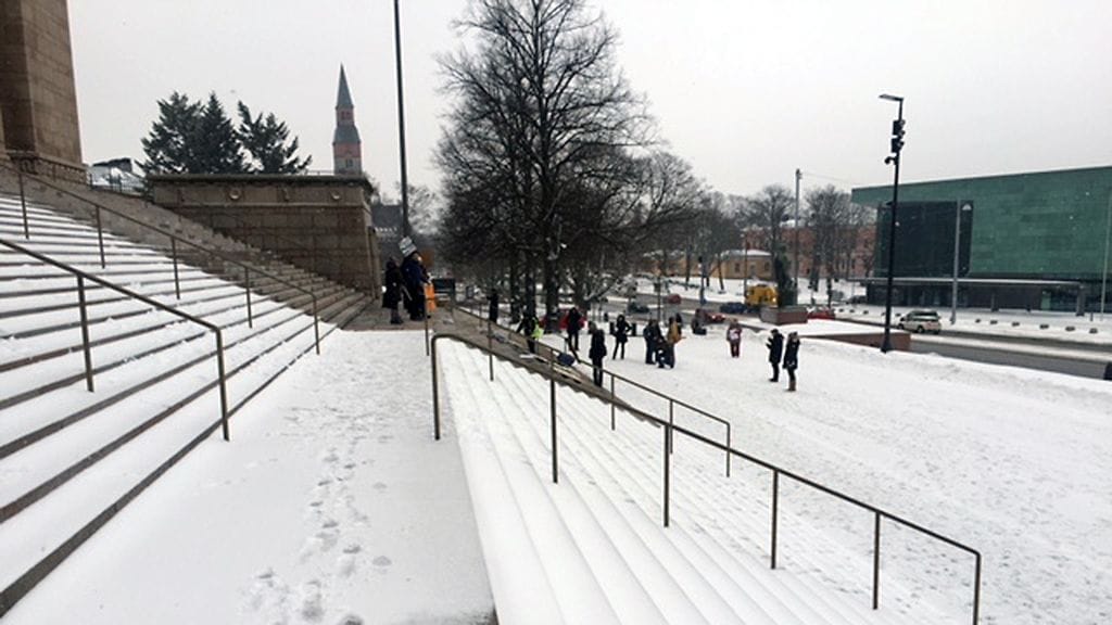 Mielenosoitus eduskuntatalo aktiivimalli 9.3.2018