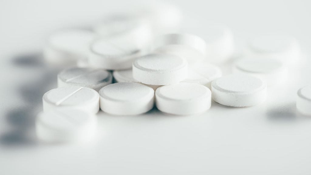 Antikolinergisiin lääkkeisiin yhdistettiin suurentunut aivoverenkiertohäiriöriski. Kuvituskuva.