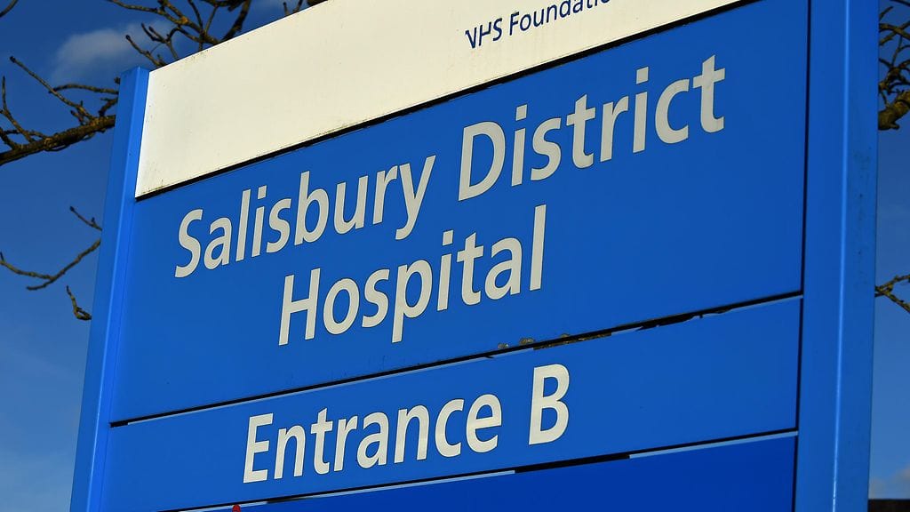 Salisbury, agentti, hermomyrkky, sairaala