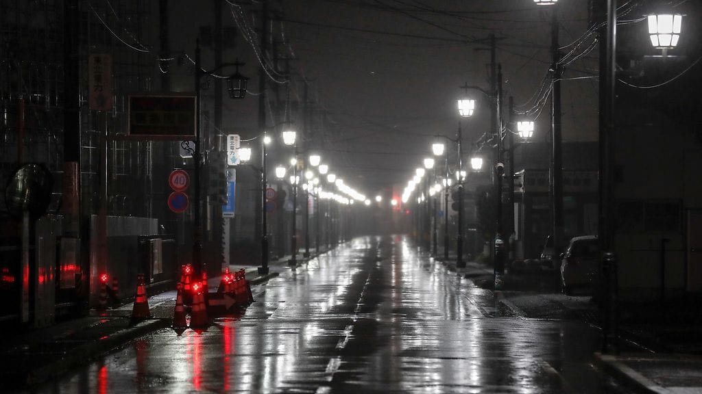 Autio katu Namien kylässä, Fukushiman prefektuurissa Japanissa lähellä ydinvoimalaa, jossa sattui mittava ydinonnettomuus seitsemän vuotta sitten. Kuva on otettu 8. maaliskuuta 2018.