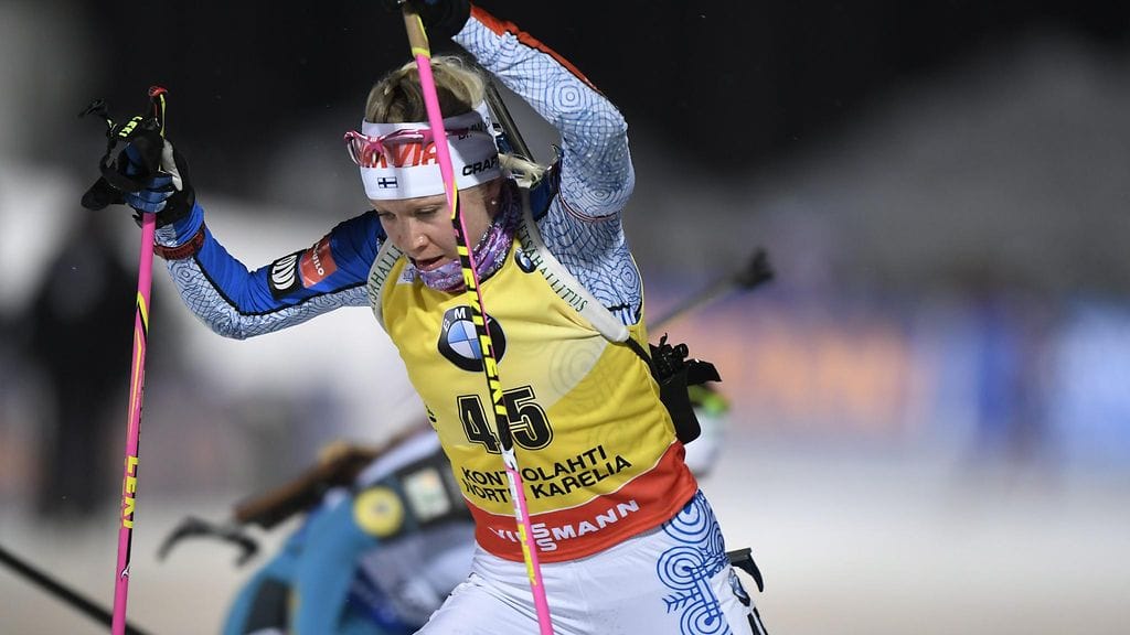 Kaisa Mäkäräinen vankisti 10. sijallaan johtoaan maailmancupin kokonaistilanteessa.