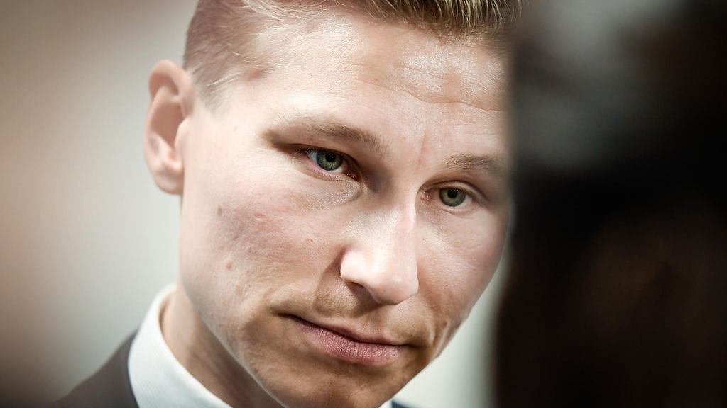 Puolustusministeri Antti Häkkänen on valtuuttanut Puolustusvoimat tekemään puitesopimuksen ballistisista lisälevyistä ja niiden kehittämisestä C.P.E. Production Oy:n kanssa.