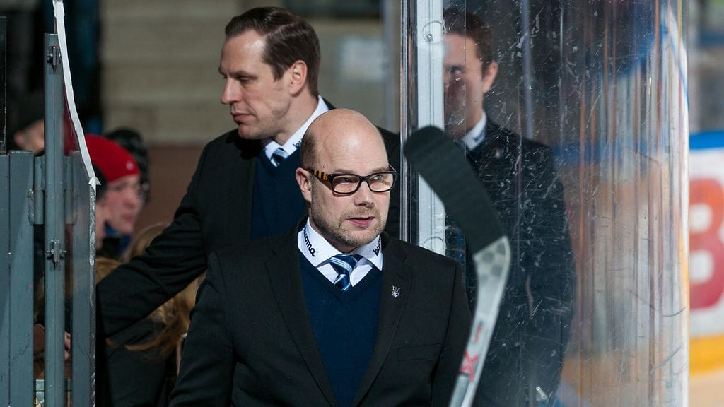 Risto Dufvan sopimus Jukurien päävalmentajana purettin tänään, kun taas Jukurien apuvalmentajana kaksi liigakautta toiminut Ville Nieminen suuntaa ensi kaudeksi Pelicansin päävalmentajan tehtäviin.