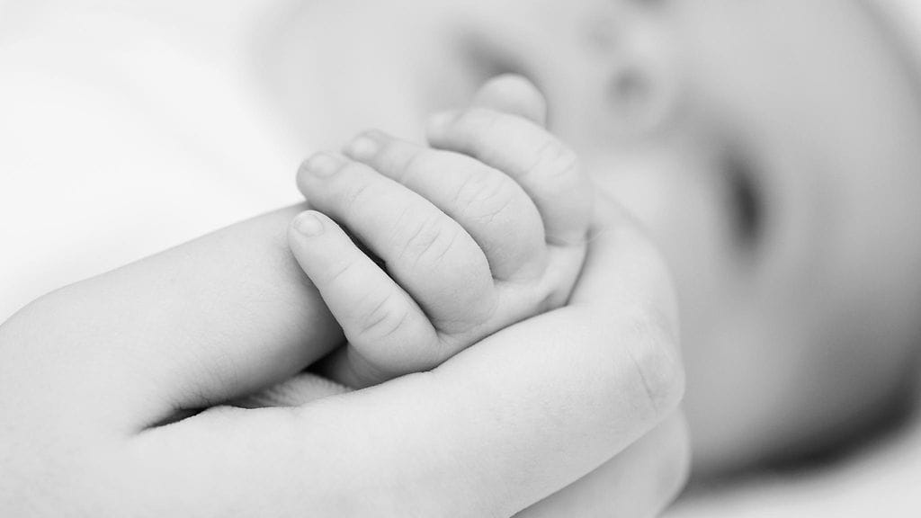 Aimee Greenin tytär menehtyi syntyessään. Kuvituskuva.