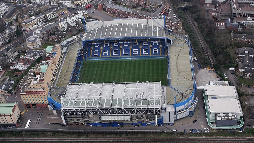 Valioliiga-seura Chelsean kotistadion Stamford Bridge laitetaan kunnolla uusiksi tulevassa yli miljardin euron arvoisessa remontissa.