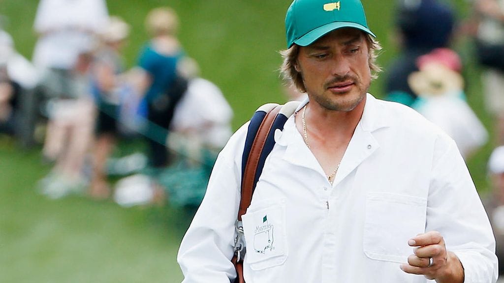 Teemu Selänne toimi Mikko Ilosen caddiena vuonna 2015.