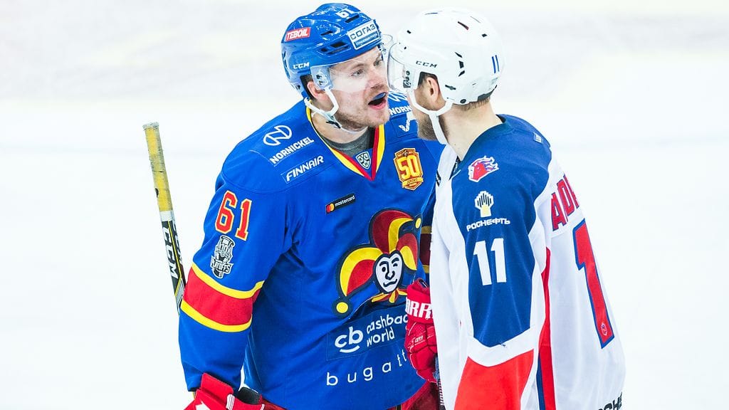 Tommi Huhtala oli aktiivisesti hämmentämässä Jokereiden ja Moskovan TsSKA:n välisessä pudotuspeliottelussa maanantaina.