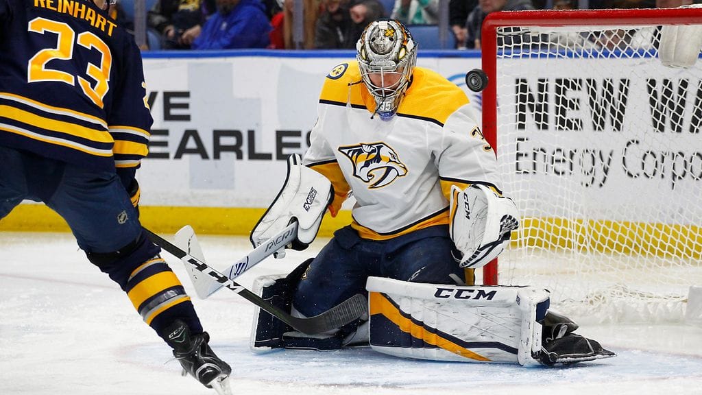 Pekka Rinne pysäytti muun muassa Sam Reinhartin yrityksen.