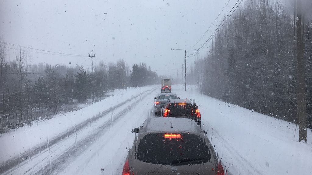 Tämä kuva Vanhalta Hämeenlinnantieltä etelään ennen Klaukkalan risteystä.