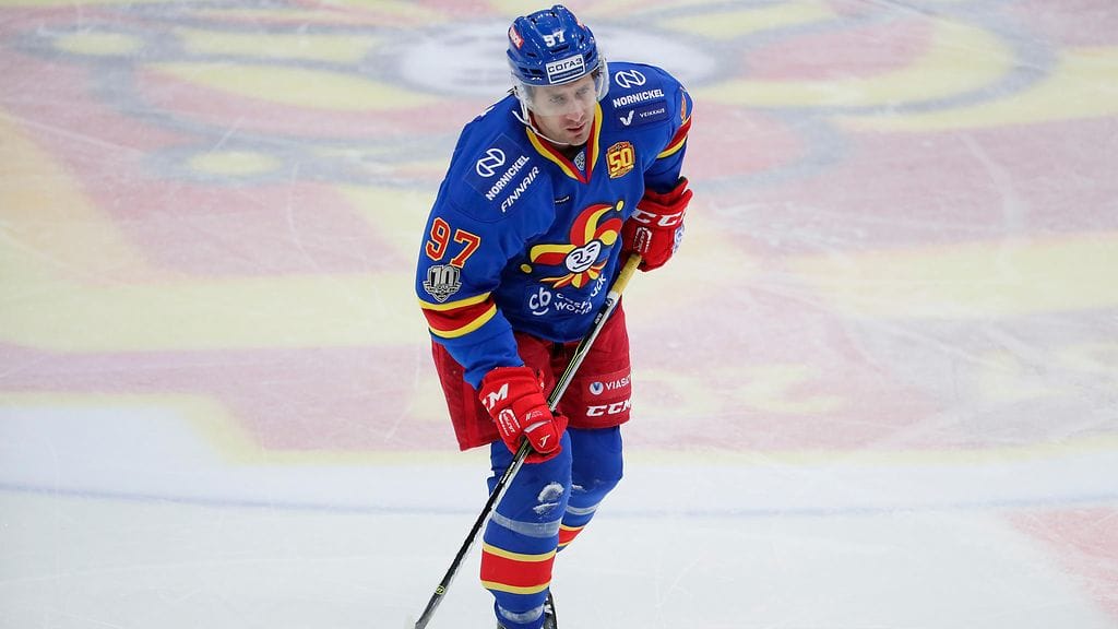 Matt Gilroy on Jokereilta sivussa tiistaina.