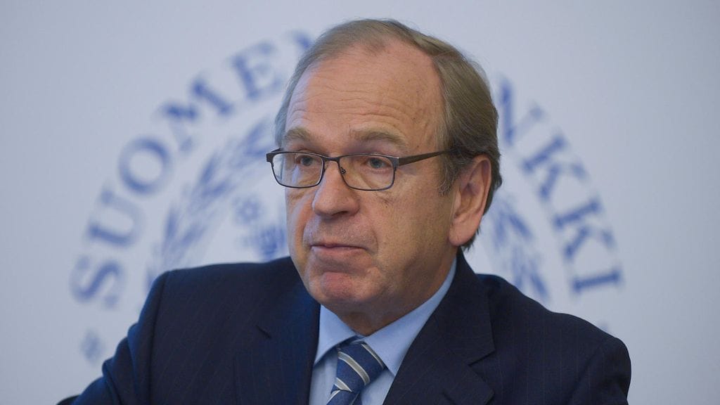 Suomen Pankin pääjohtajan Erkki Liikasen mukaan Suomi tarvitsee lisää talouden huippuosaajia.