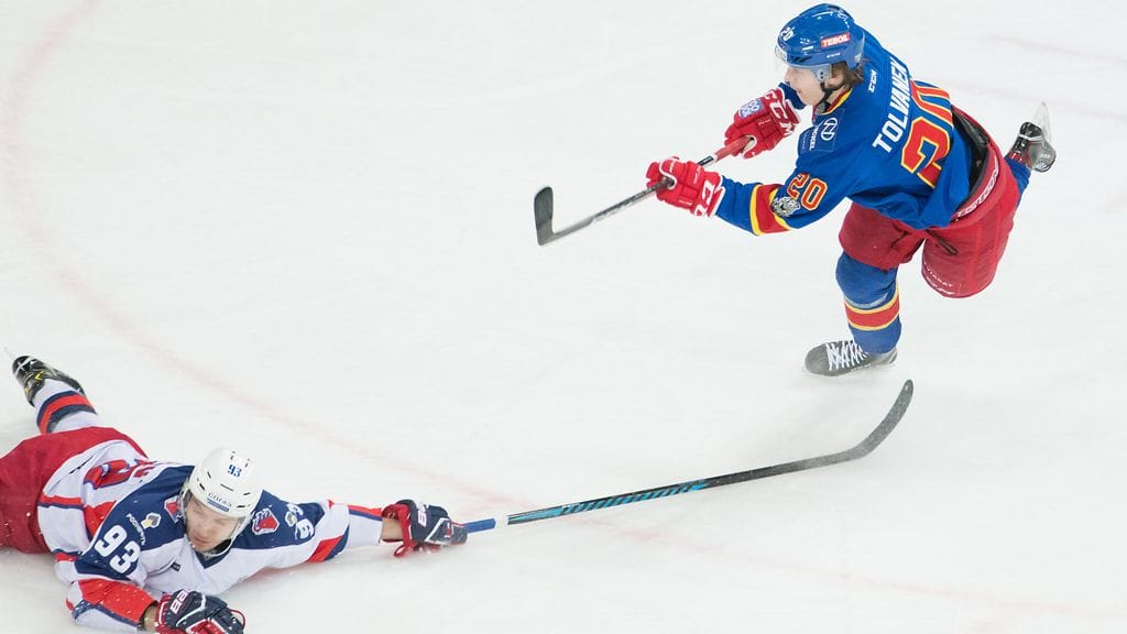 Eeli Tolvanen ampui maalin, mutta se hylättiin edeltävän tilanteen myötä. Kuva TsSKA-sarjan aiemmasta Helsingissä pelatusta ottelusta.