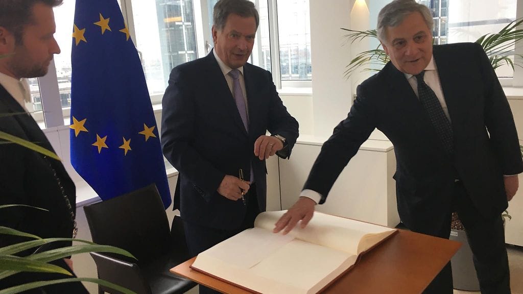 Sauli Niinistö ja Antonio Tajani Brysselissä.