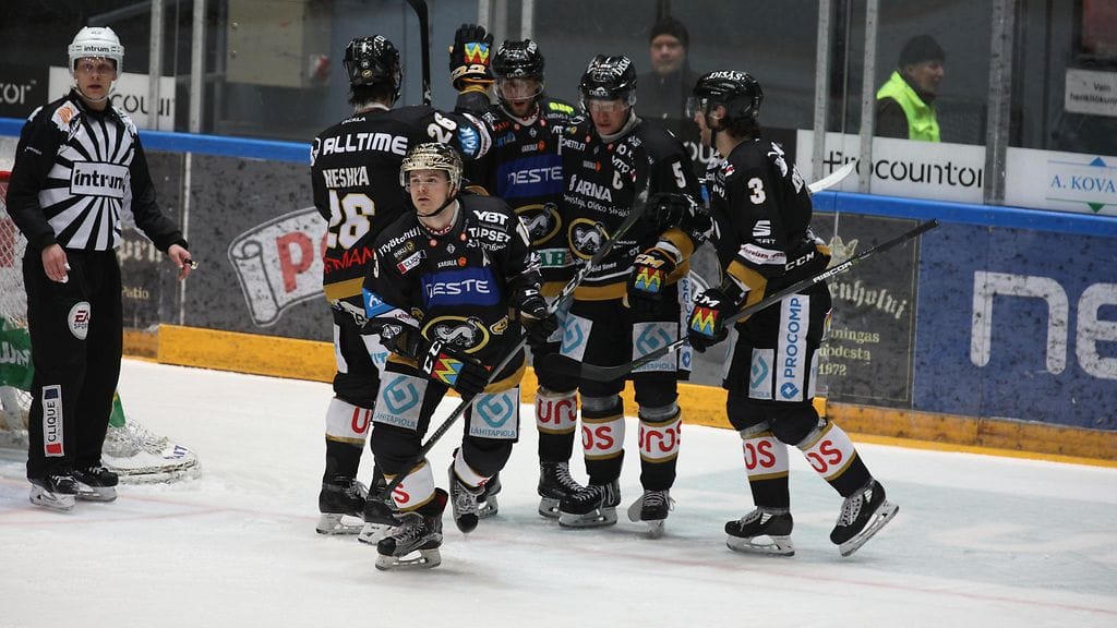 Kärpät varmisti paikkansa SM-liigan välierissä.