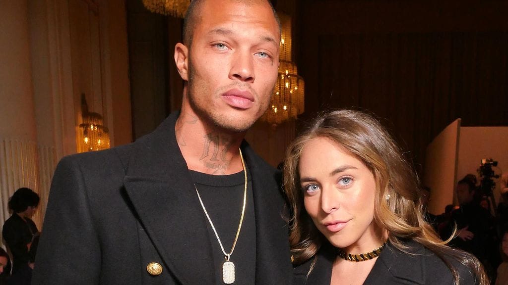 Jeremy Meeks sai poikavauvan tyttöystävänsä Chloe Greenin kanssa.