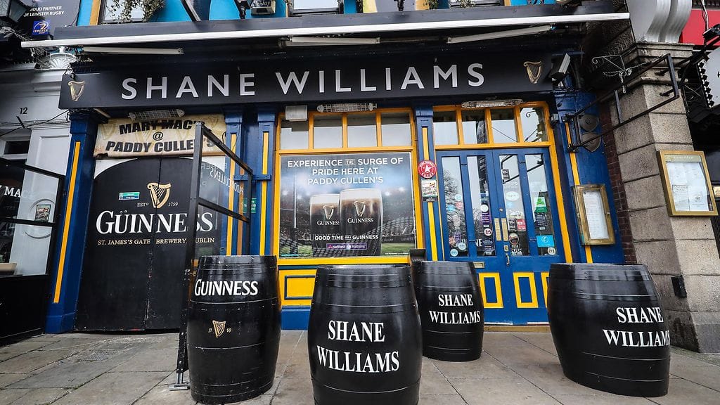 Pubit eri puolilla Irlantia saavat pitää ovensa auki myös pitkäperjantaina tästä pääsiäisestä lähtien.