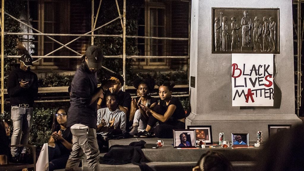 Amerikkalainen Alton Sterling, 37, kuoli vuonna 2016 poliisin luotiin. Tapaus sai aikaan mielenosoituksia.