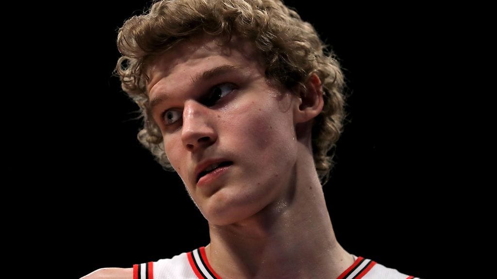 Lauri Markkanen nakutti 13 pistettä, kun Chicago Bulls päihitti Orlando Magicin.