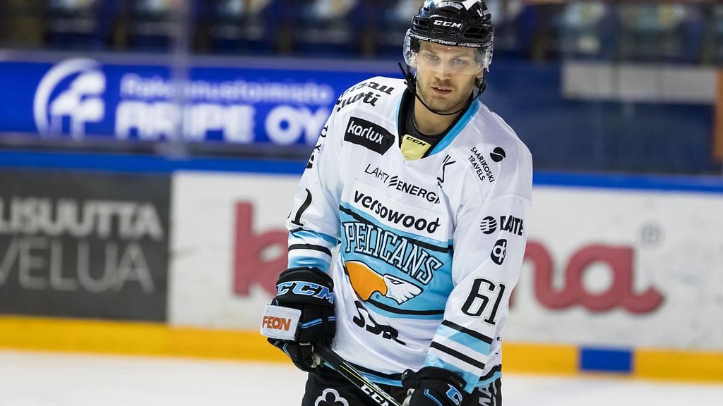 Casimir Jürgens solmi kolmen vuoden mittaisen jatkosopimuksen Pelicansin kanssa.
