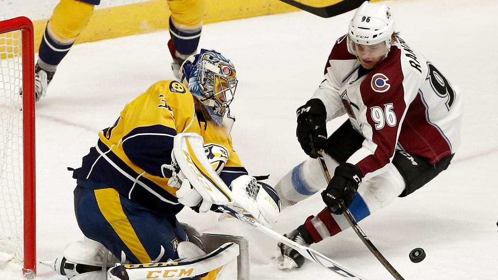 Mikko Rantasen edustama Colorado Avalanche ja Pekka Rinteen edustama Nashville Predators iskevät yhteen NHL:n pudotuspeleissä.