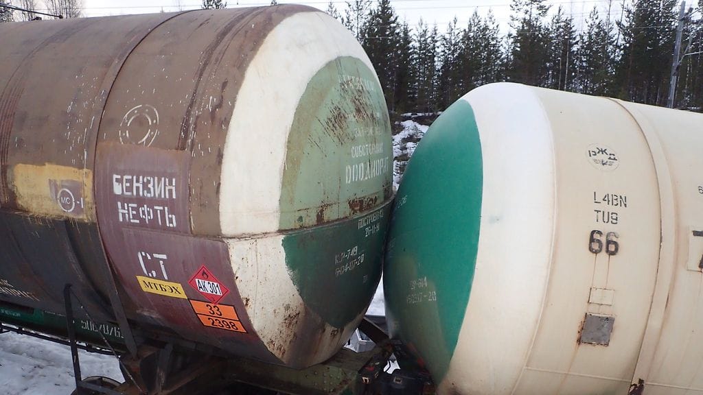 Mäntyharjun maastoon valui alkukuusta noin 35 tonnia bensiinin lisäaineena käytettävää metyylitertiaaributyylieetteriä.